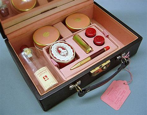 Vintage Make Up Box 